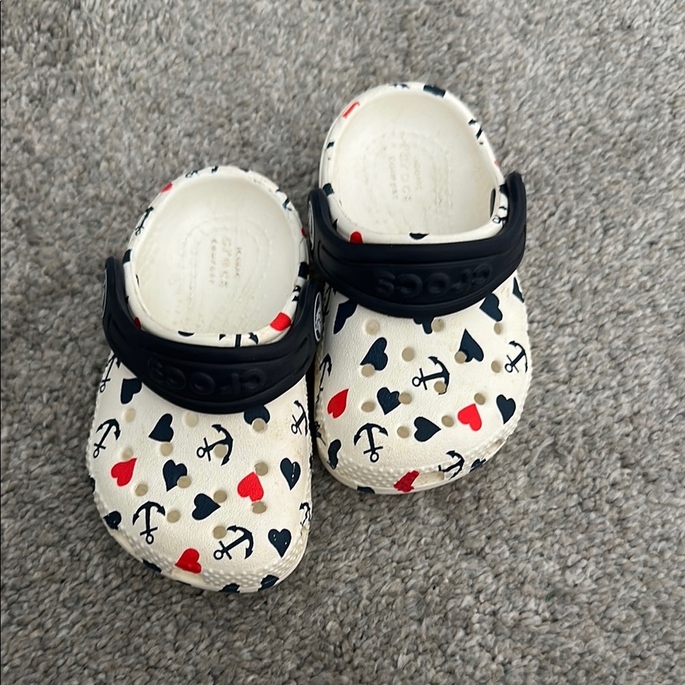 Crocs Kids' Anchor & Heart Clogs - Navy and Red